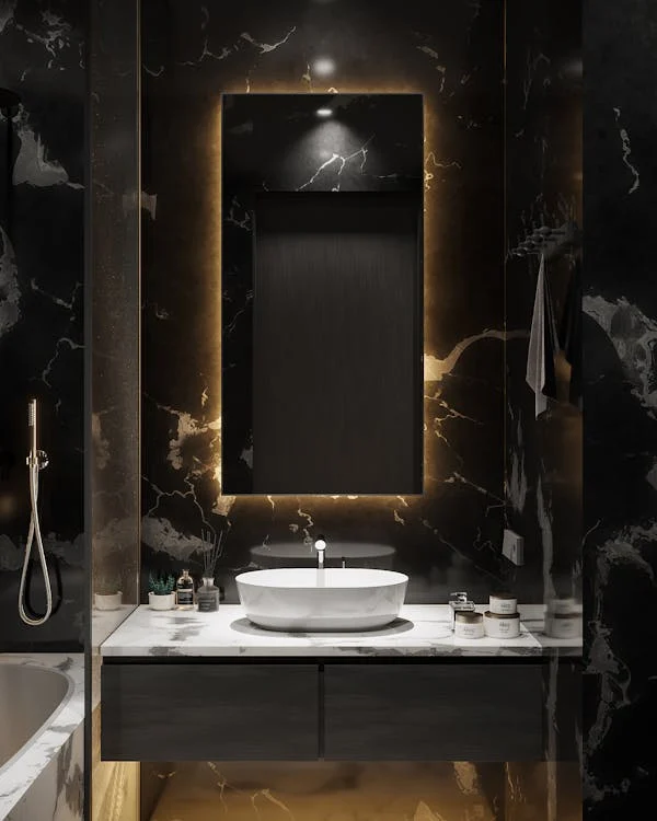AN EYE CATCHING BATHROOM WITH BEAUTIFUL COLOR SCHEME